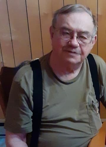 Photo of Larry