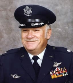 Lt.