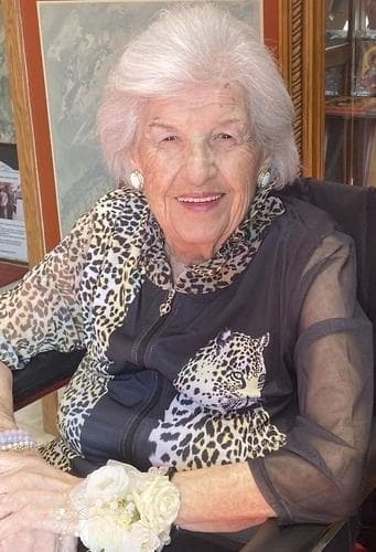 Photo of Helen