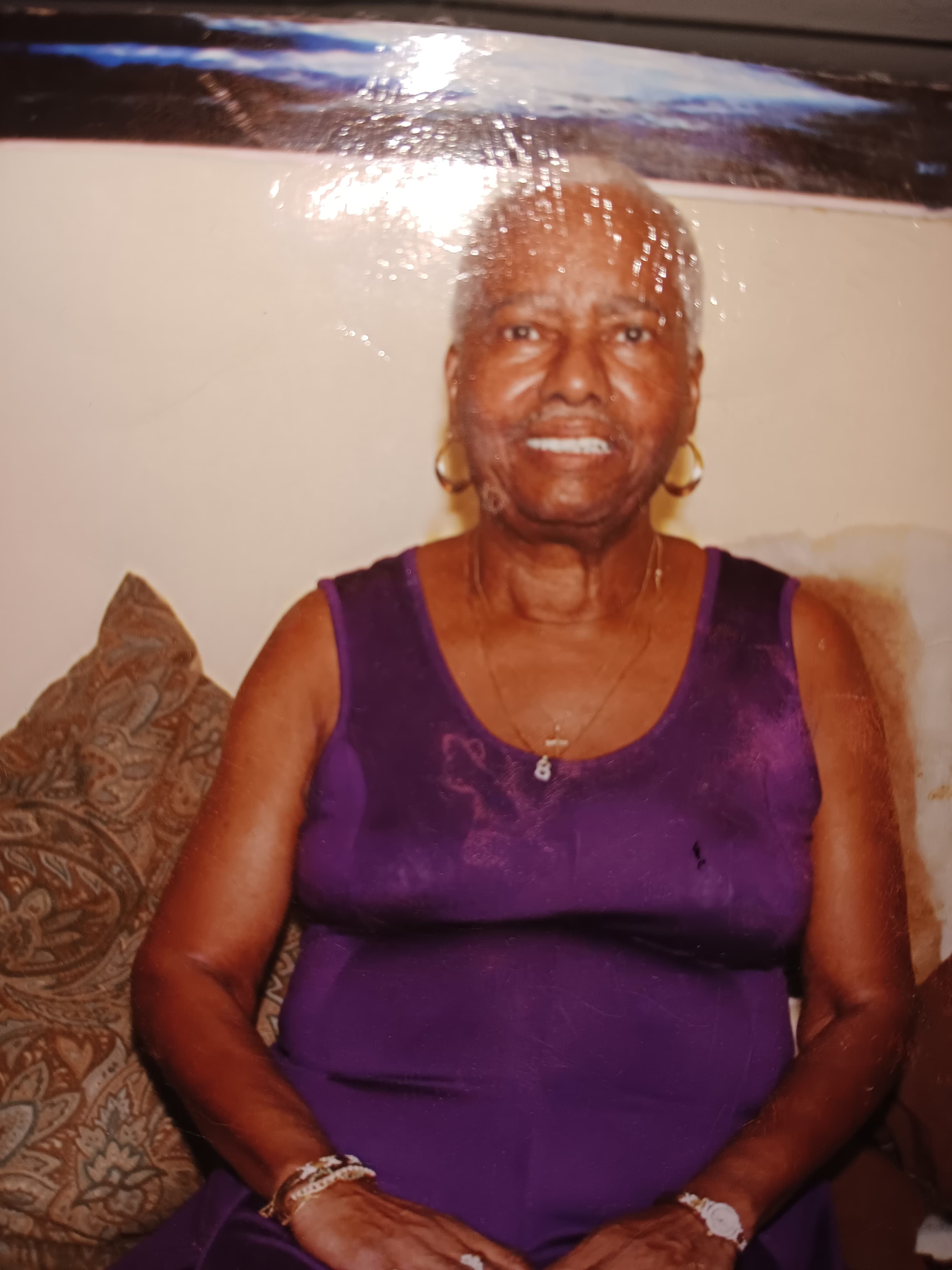 Photo of Shirley