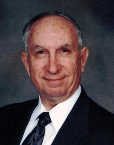 Photo of Leonard