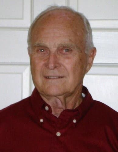 Photo of Lester