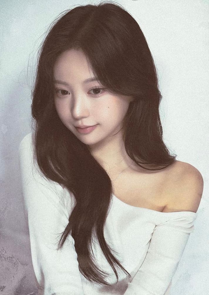 Photo of Minji