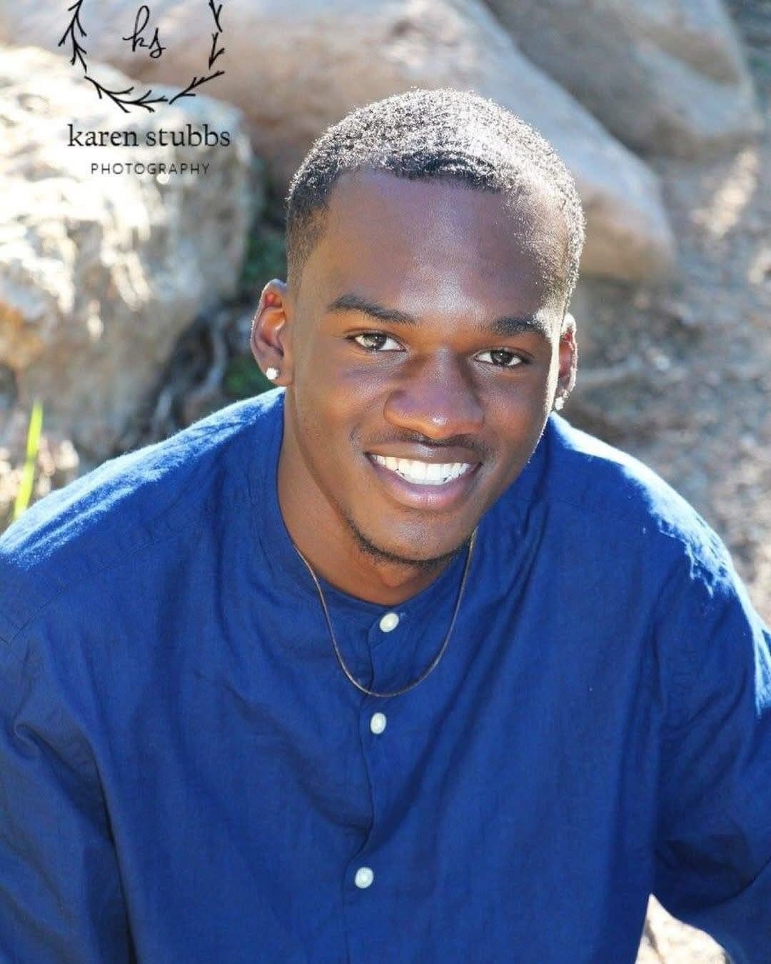 Photo of LaMontrez