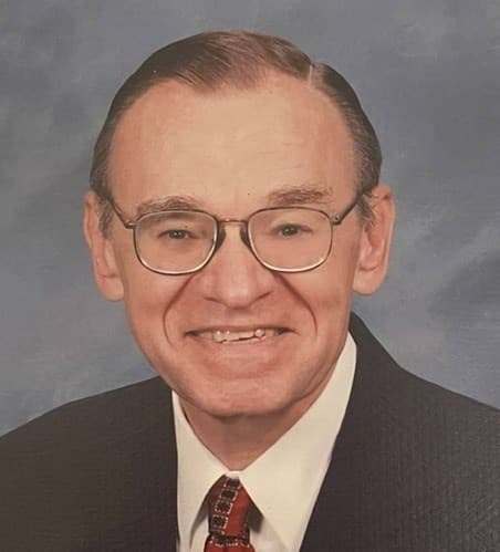 Photo of Larry