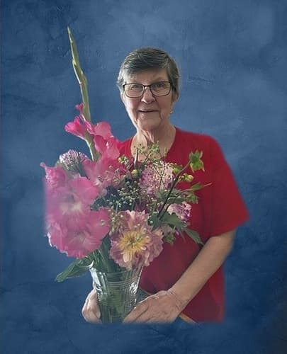 Photo of Lynn