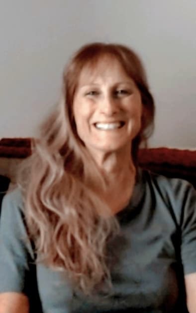 Photo of Debra (Debbi)