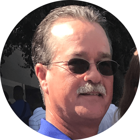 Photo of Lee