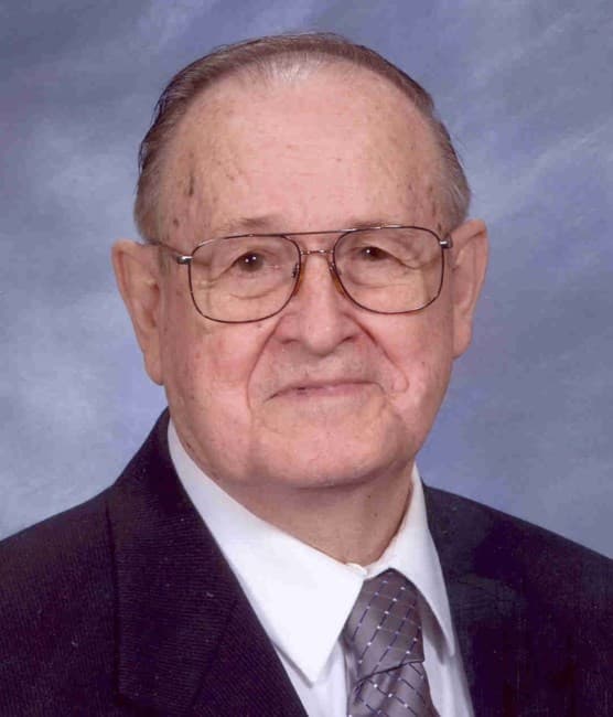 Photo of Leonard
