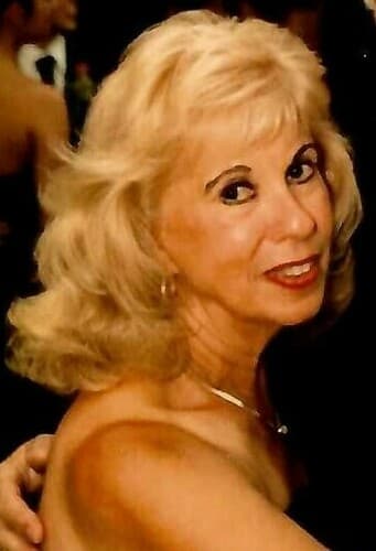Photo of Roseann