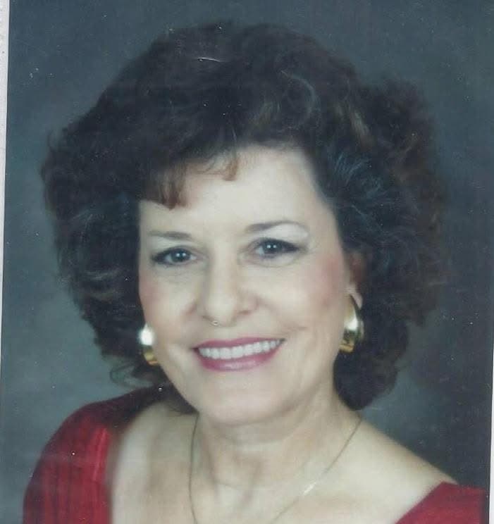 Photo of Elaine
