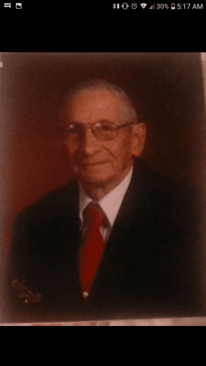 Photo of Russell