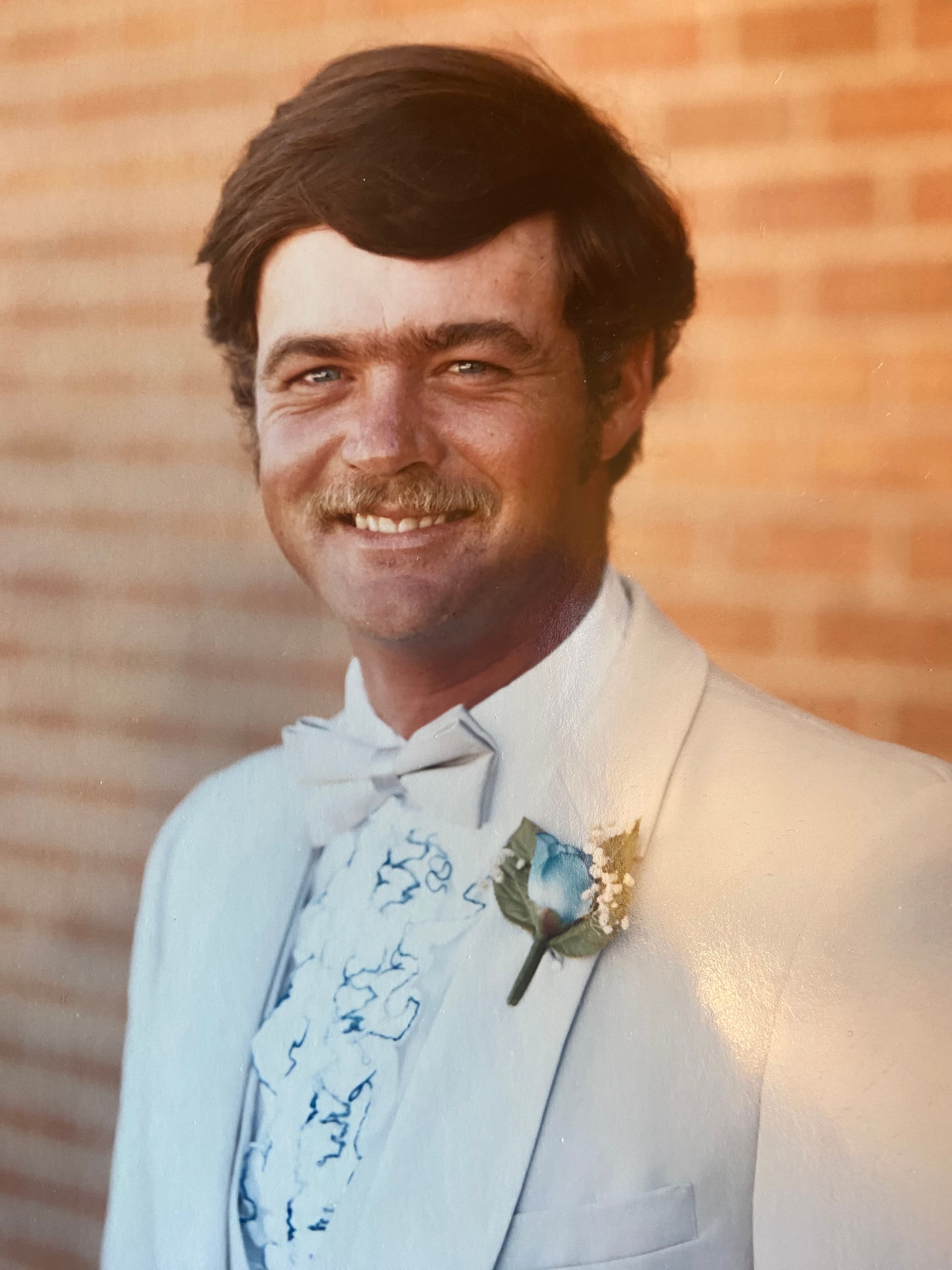 Photo of Larry