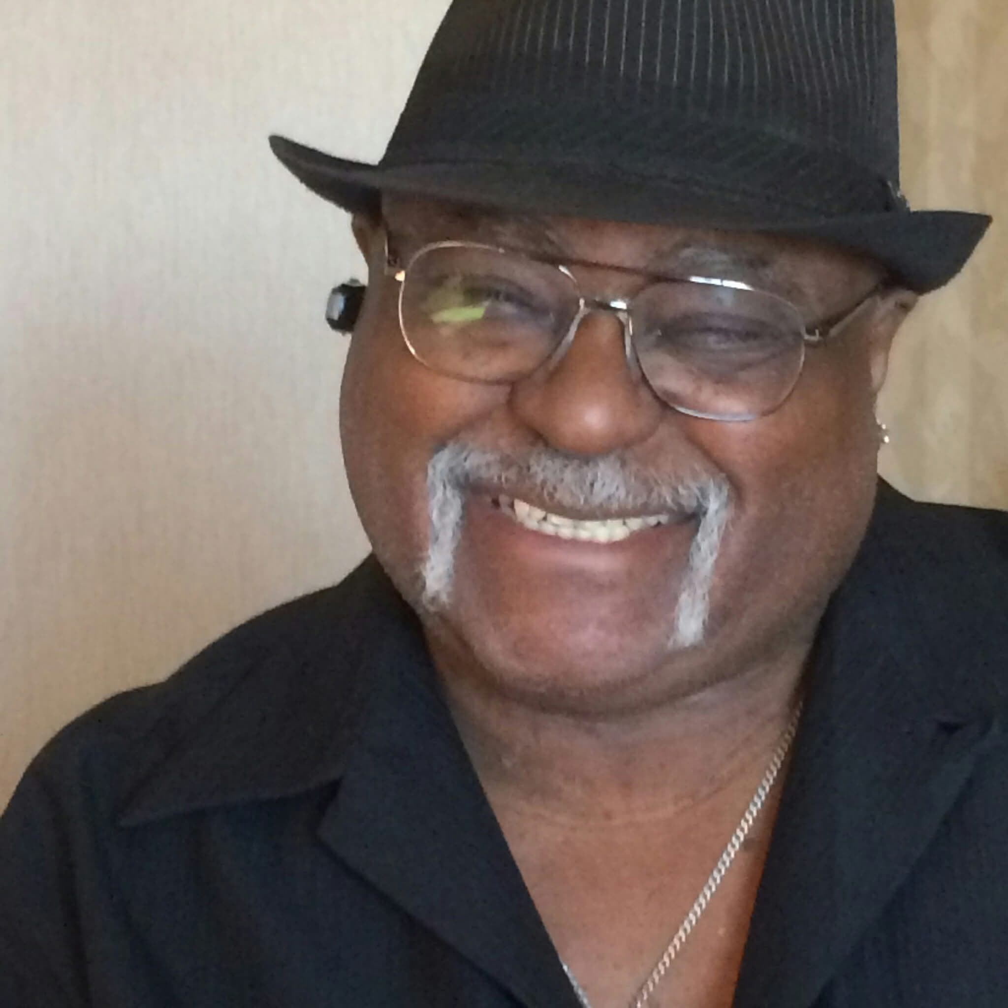 Photo of Larry