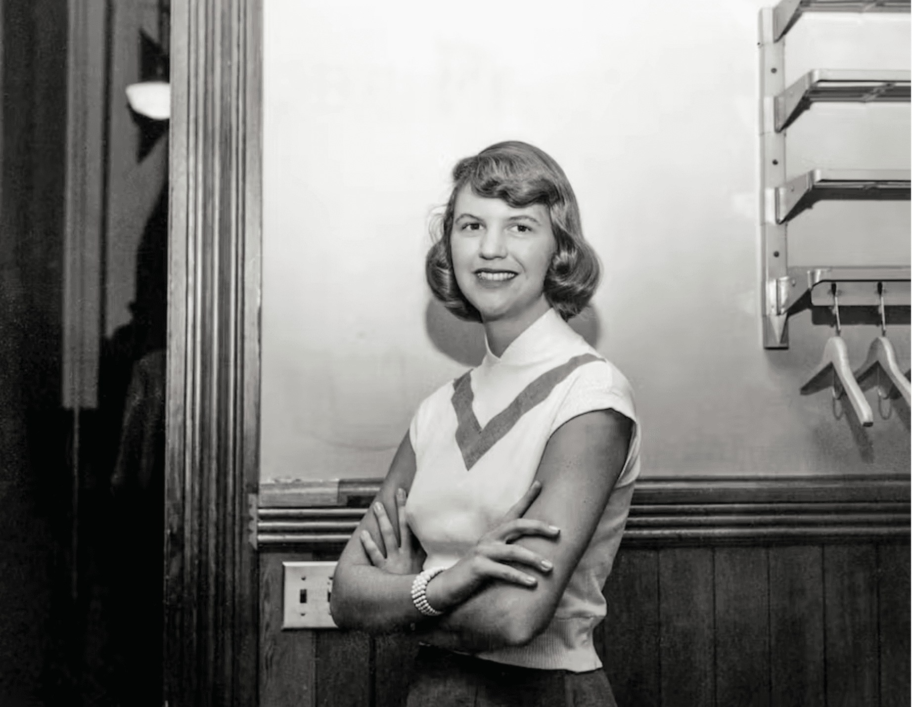 An Exhibition Offers a Visual Biography of Sylvia Plath, Including Her  Little-Known Art