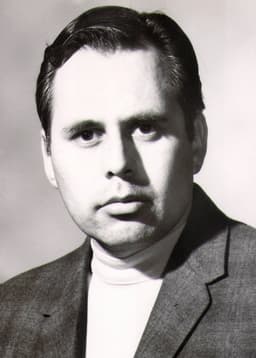 Gil