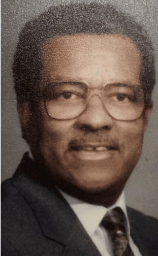 Photo of Lee