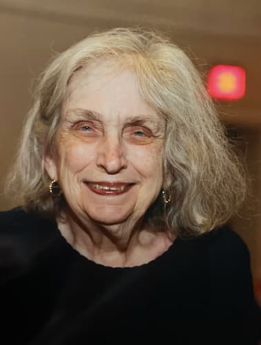 Photo of Evelyn