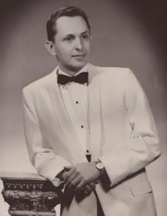 Photo of Robert